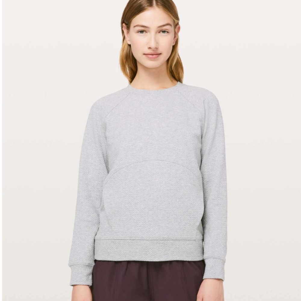 *Flawed* Lululemon Catch A Moment Crew Heathered Core Light Grey | Size 10